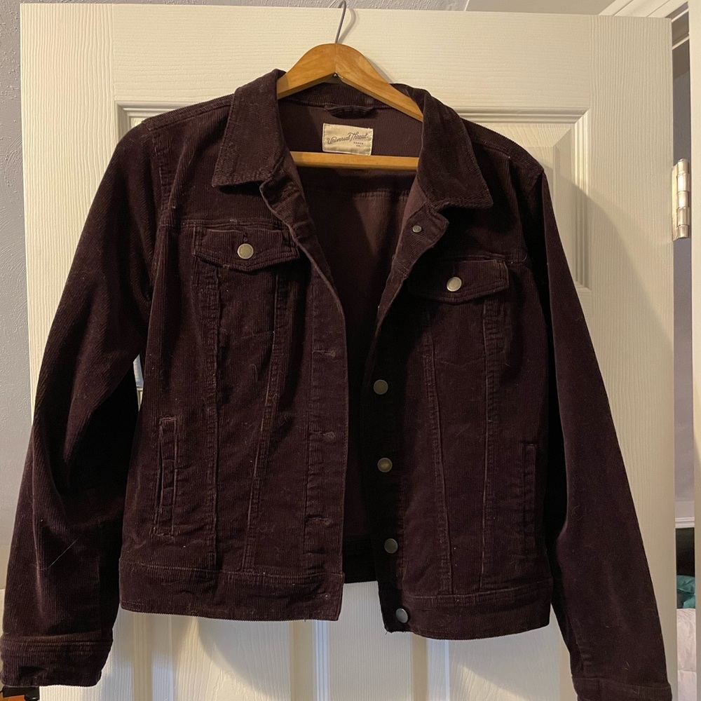 Universal thread corduroy Jean jacket. Great condition.
